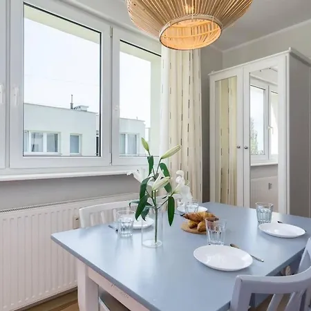 Διαμέρισμα Cozy By Elite *